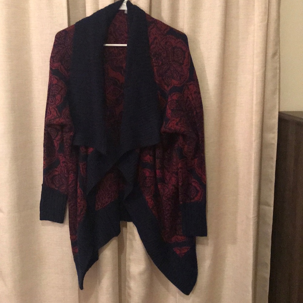 Charlotte Russe Navy and Maroon Layered Cardigan